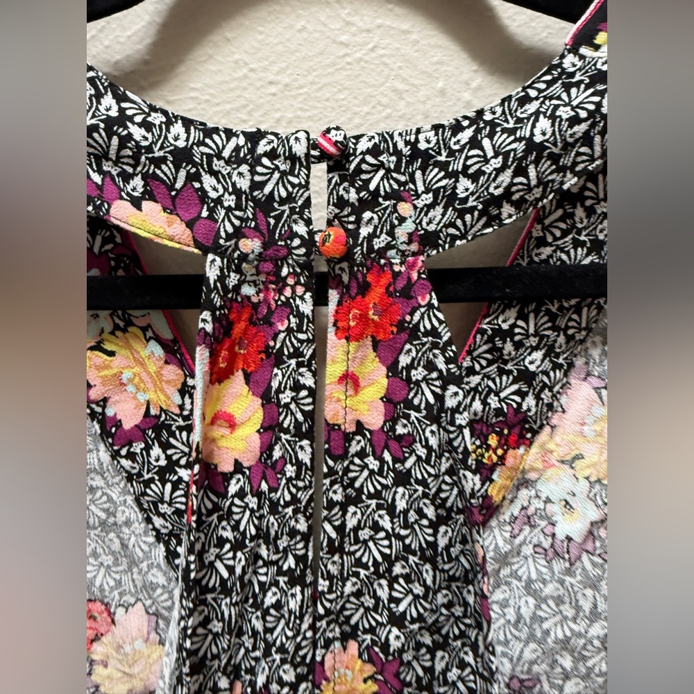 Free People Dream Darlin Top Floral Paisley Geometric Keyhole Blouse Boho Tank - Picture 7 of 9